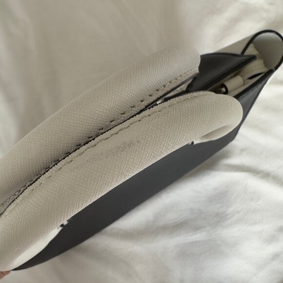 Michael Kors Selma Saffiano Leather Colour Block Medium Satchel Bag Black White - Picture 5 of 12